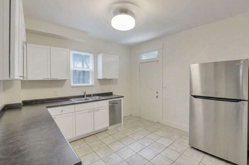 906 Ellsworth Ave #NA - Photo 6 of 14