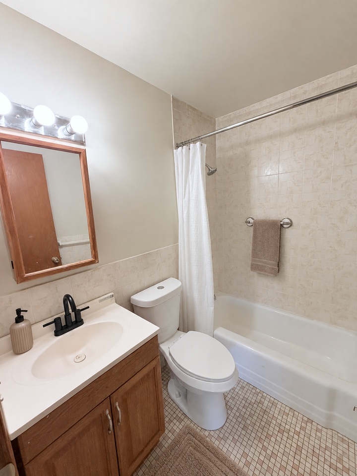 606 20th Ave Ne - Photo 7 of 10