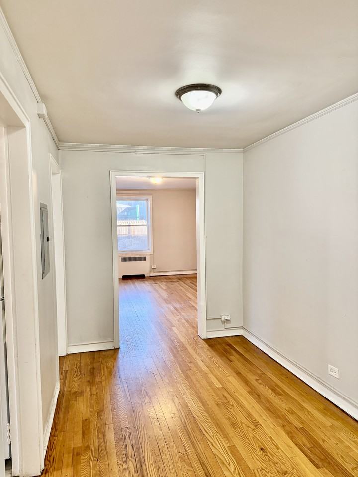 48 Windle Park #C2 - Photo 3 of 12