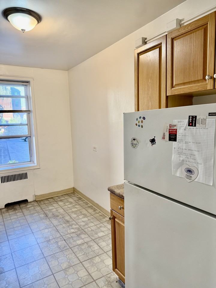 48 Windle Park #C2 - Photo 4 of 12