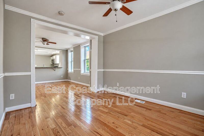 1120 N Lakewood Ave - Photo 6 of 34