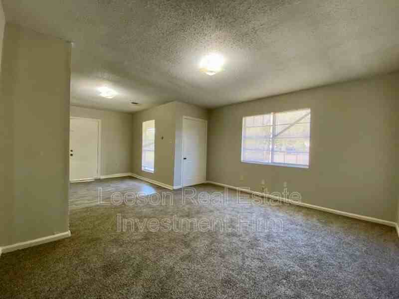 3071 Pouncey Ln - Photo 3 of 11
