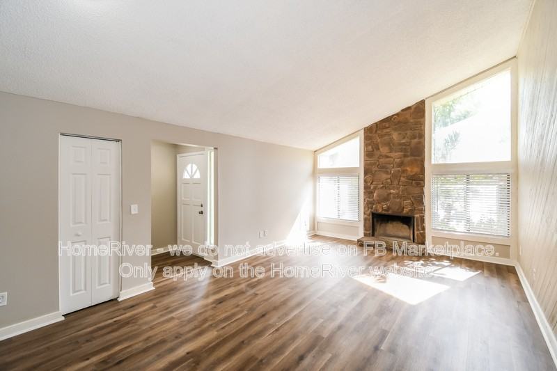 3479 Docksider Dr S - Photo 2 of 19
