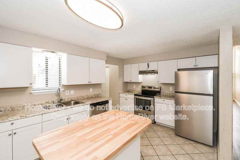 3479 Docksider Dr S - Photo 4 of 19