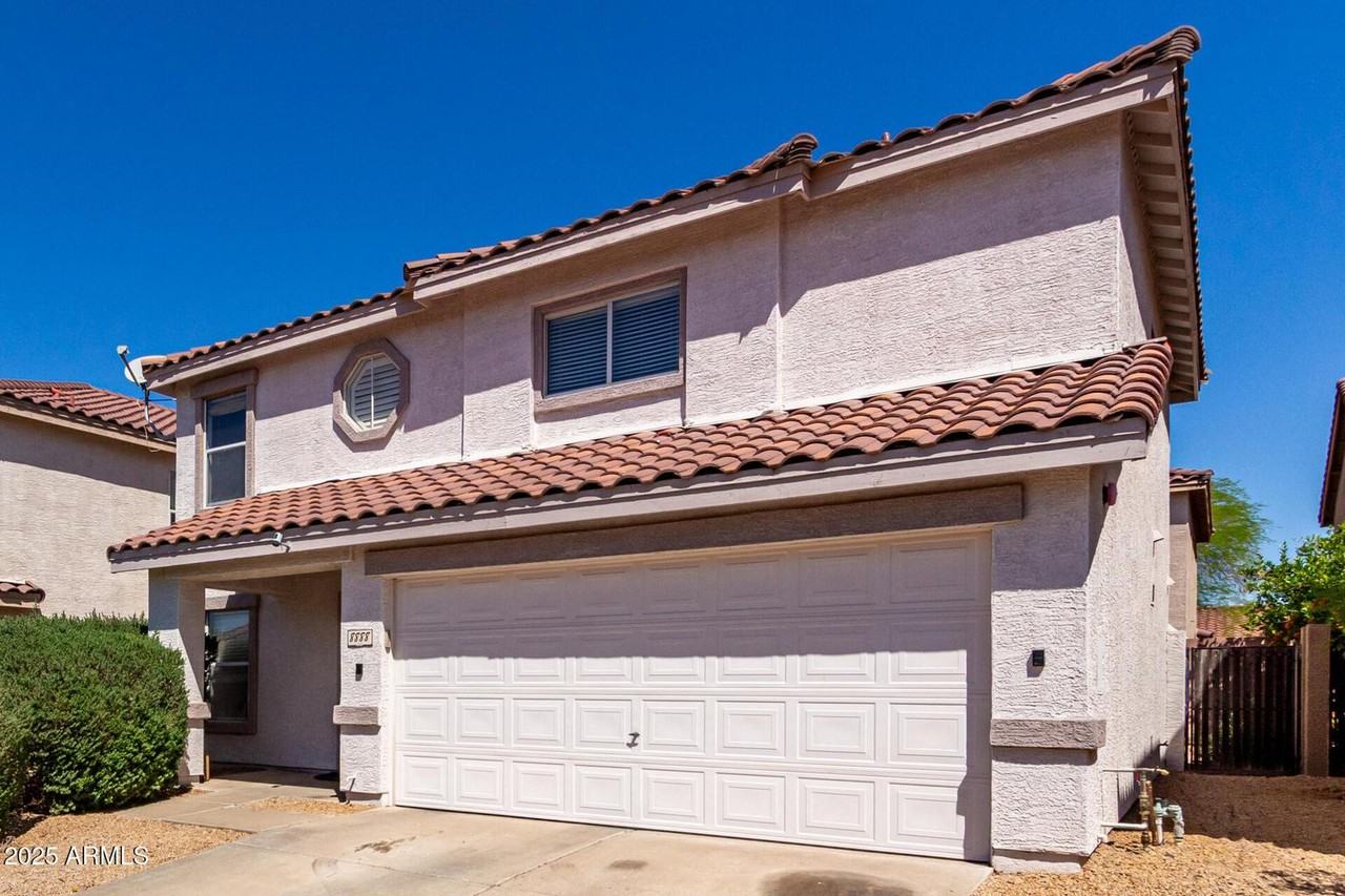 8888 East Garden Drive - Photo 4 of 26
