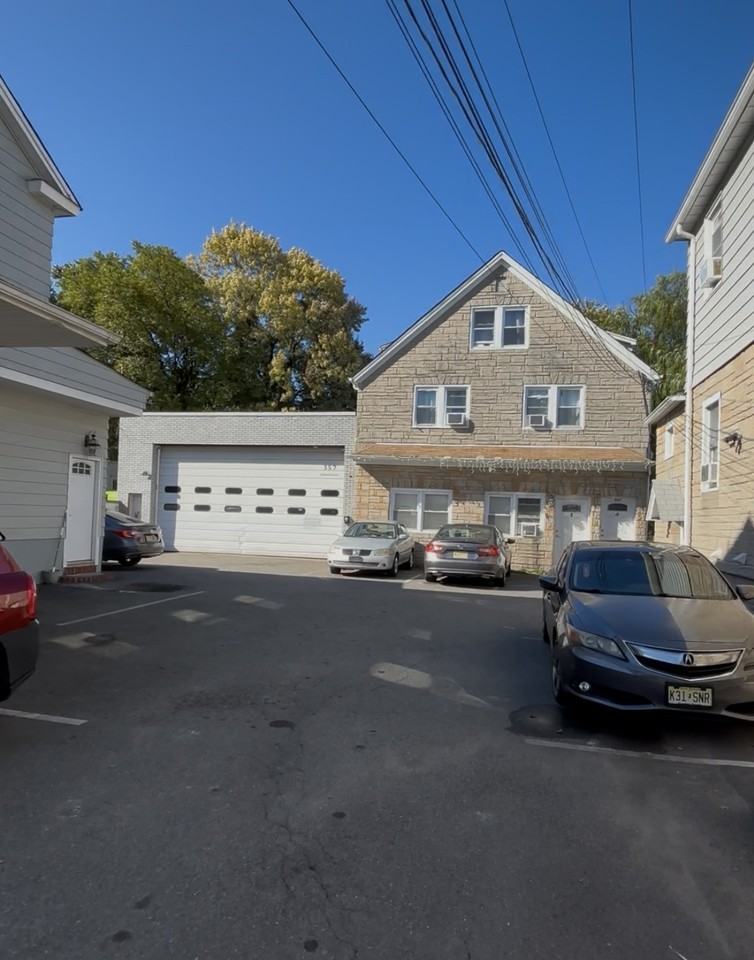 359 River Drive #3 - Photo 5 of 5
