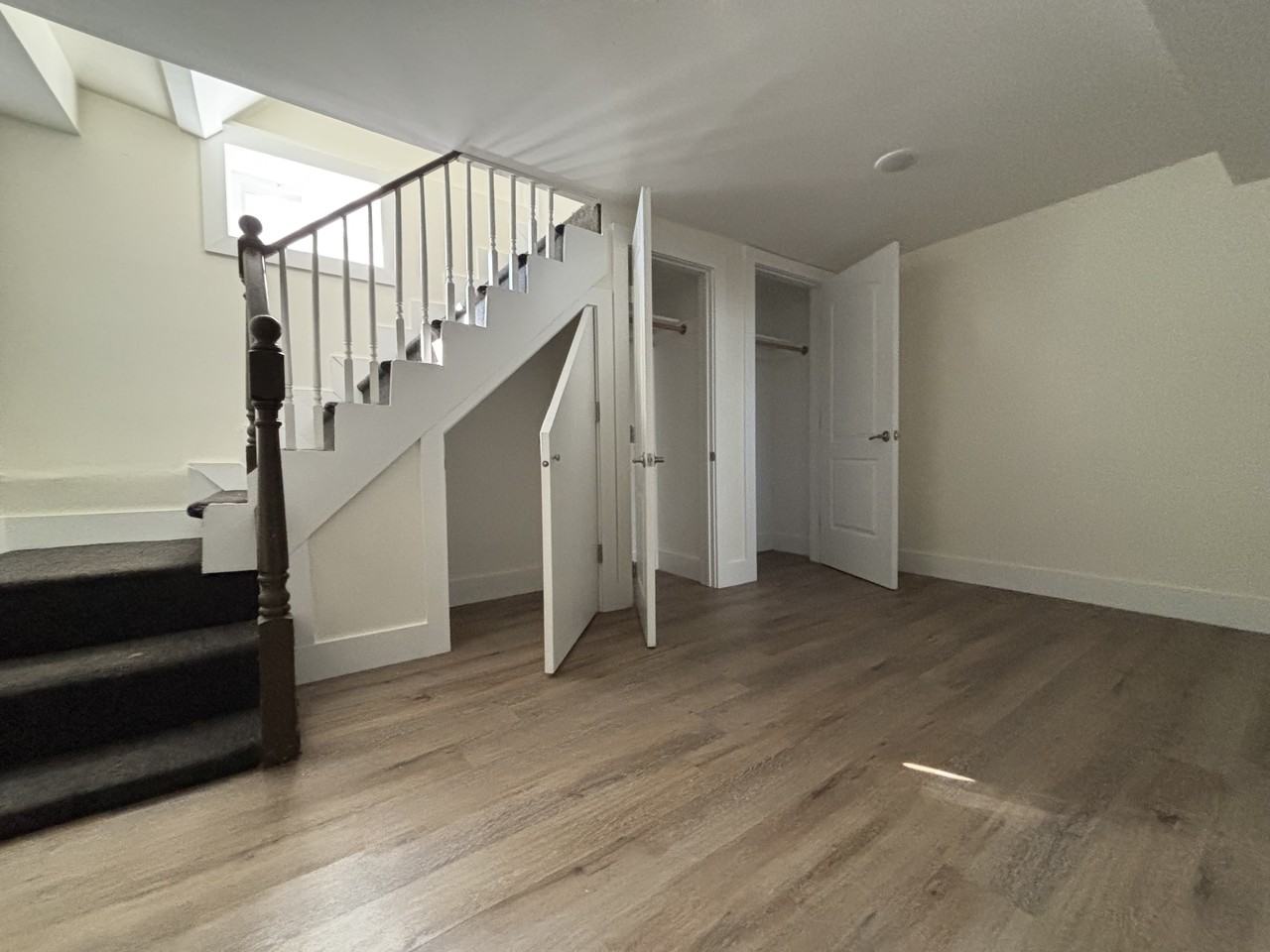 359 River Drive #3 - Photo 3 of 5