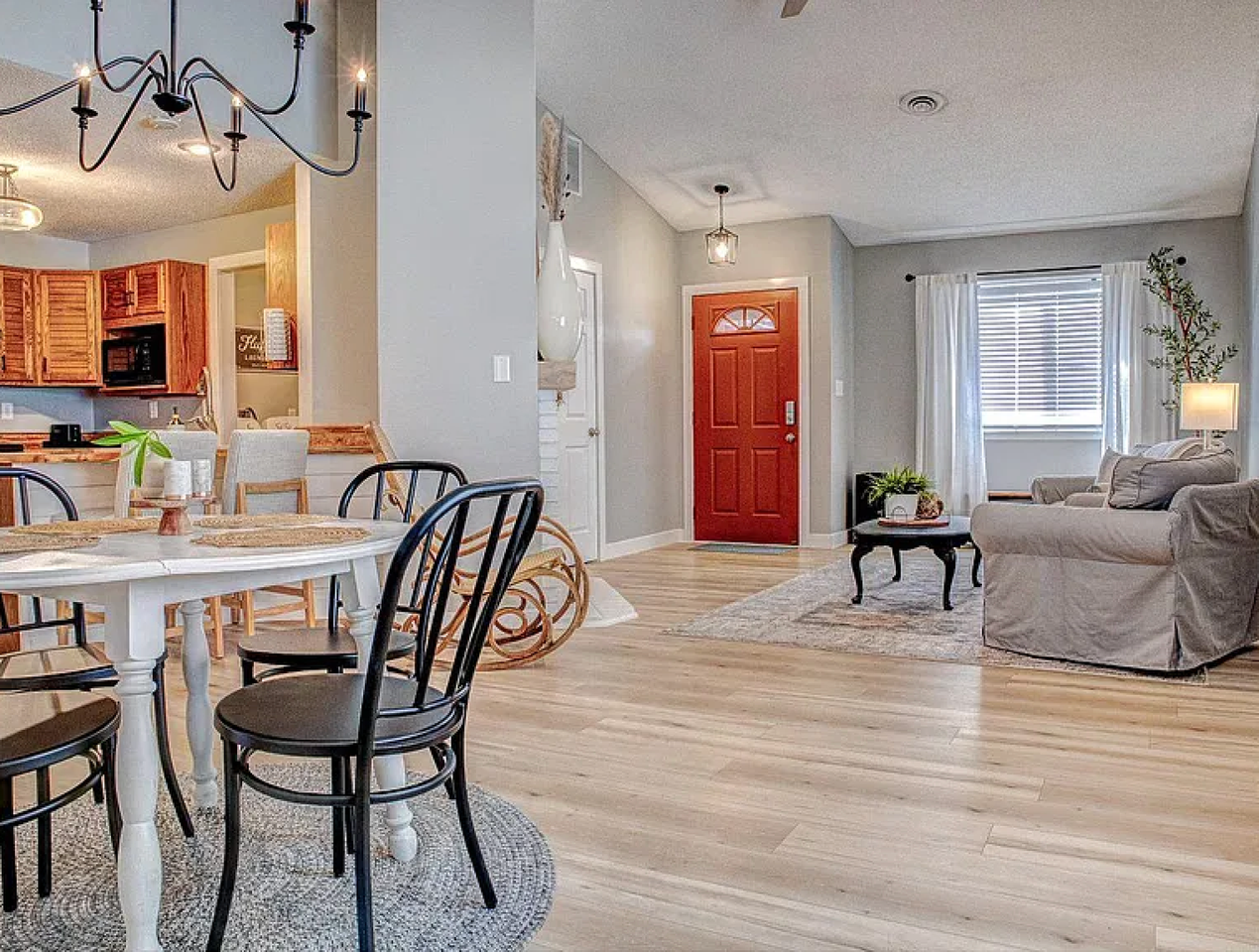 2618 Georgetown Pl - Photo 4 of 26