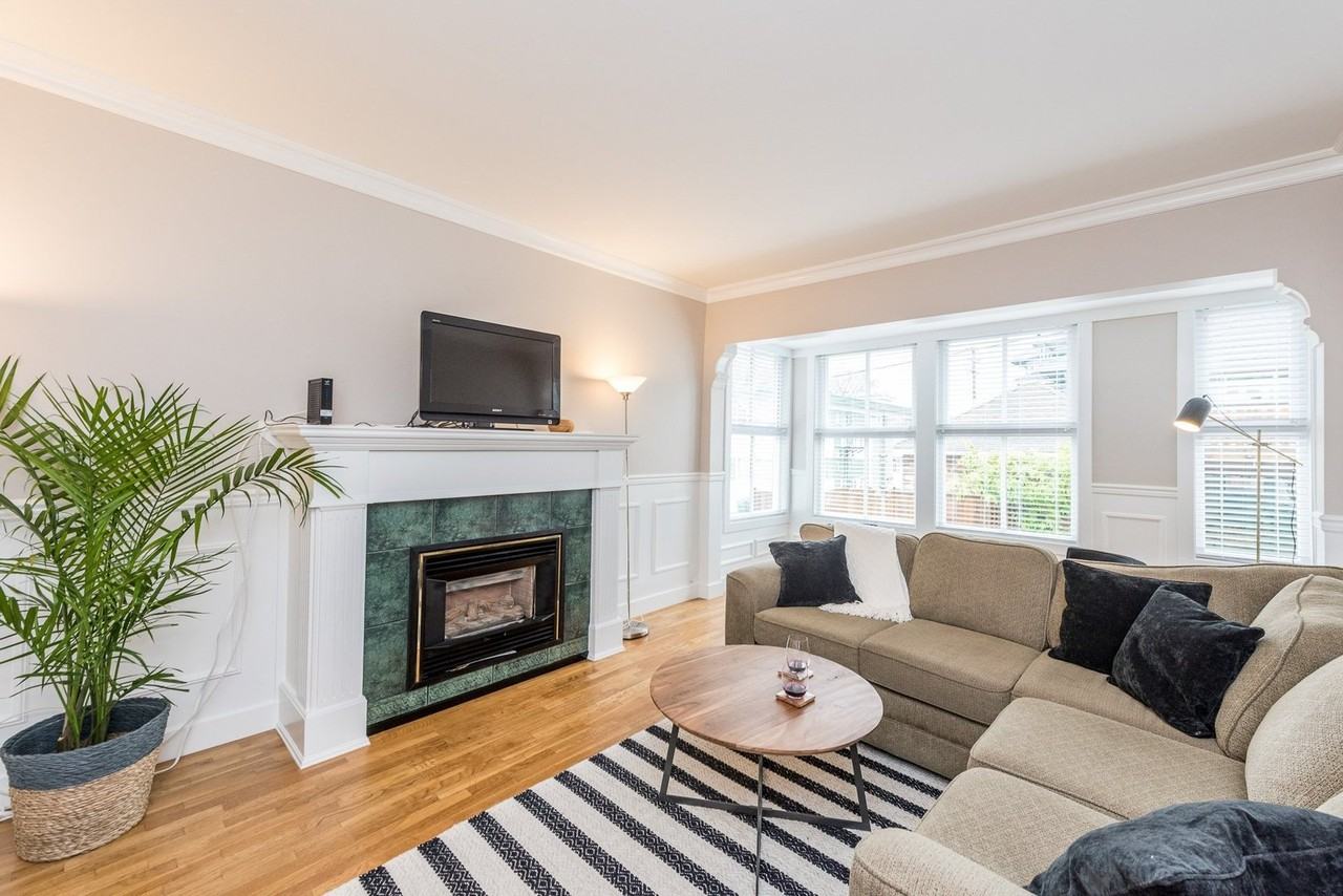 115 Ash St - Photo 2 of 20