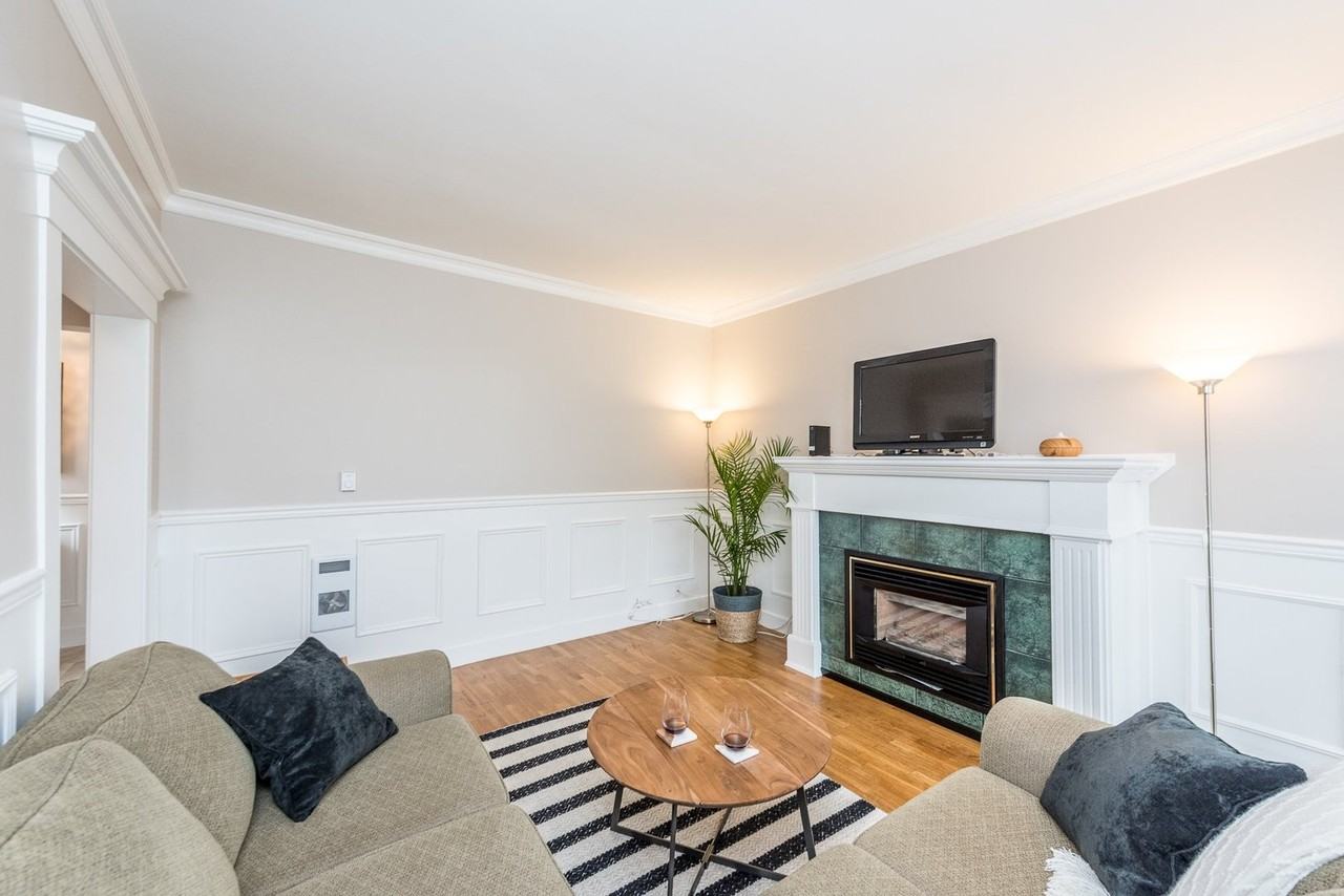115 Ash St - Photo 3 of 20