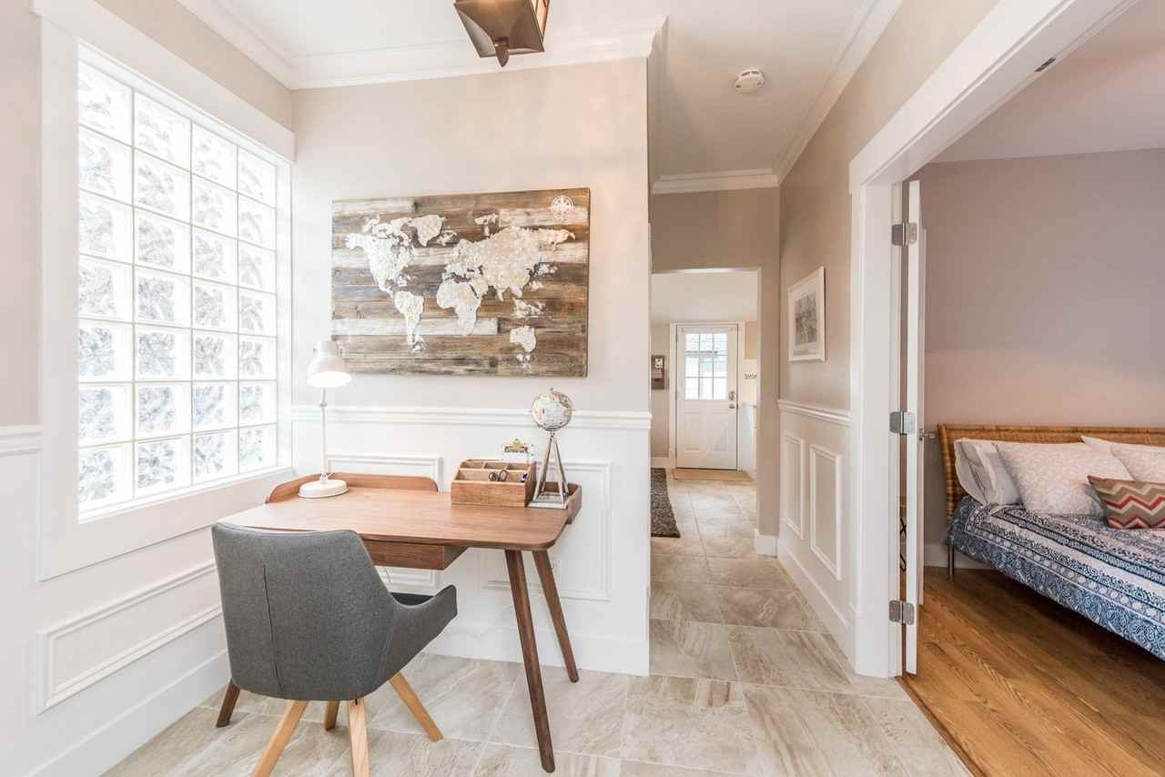 115 Ash St - Photo 5 of 20