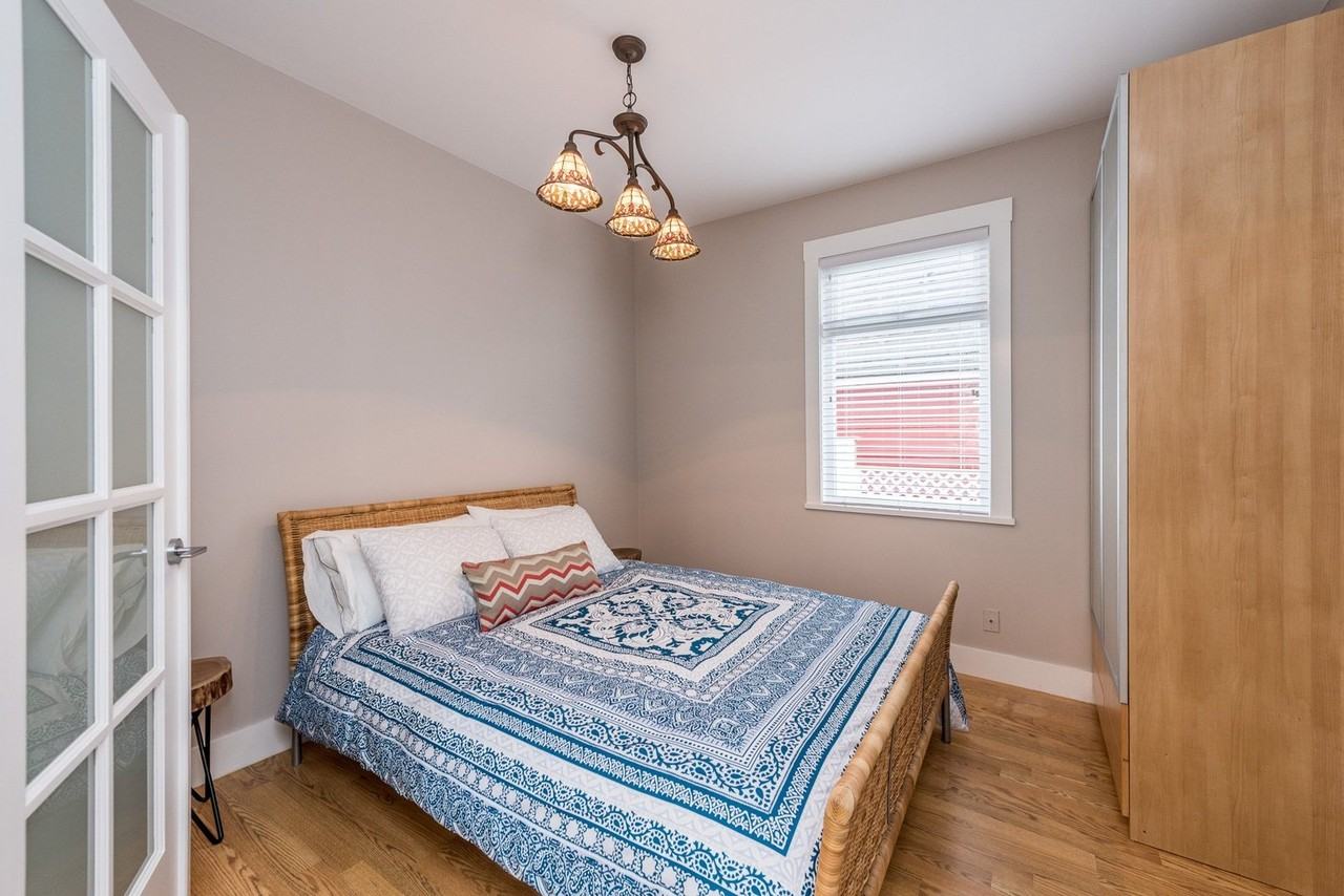 115 Ash St - Photo 6 of 20