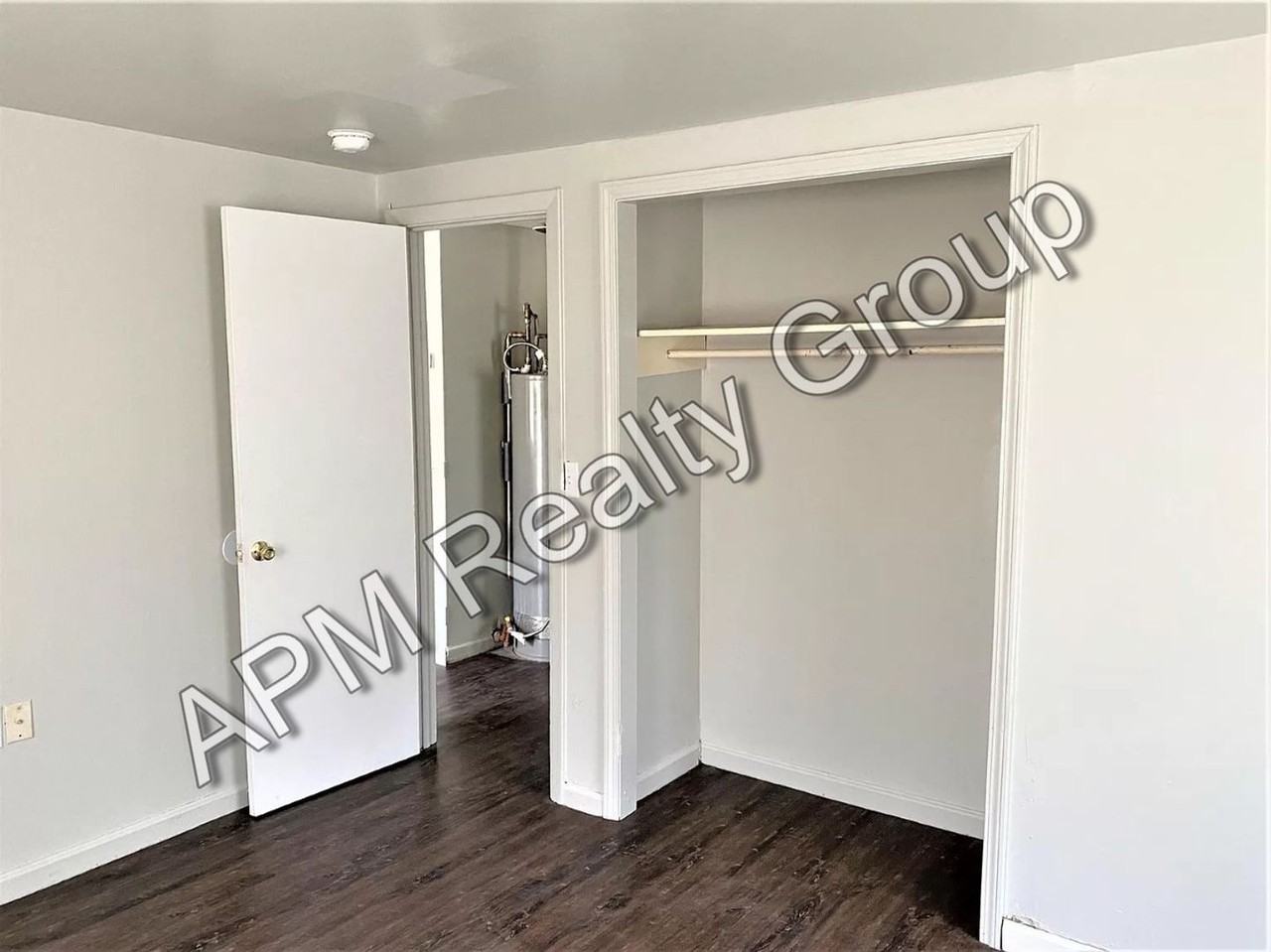 3062 Howell Ct Apt D - Photo 3 of 5