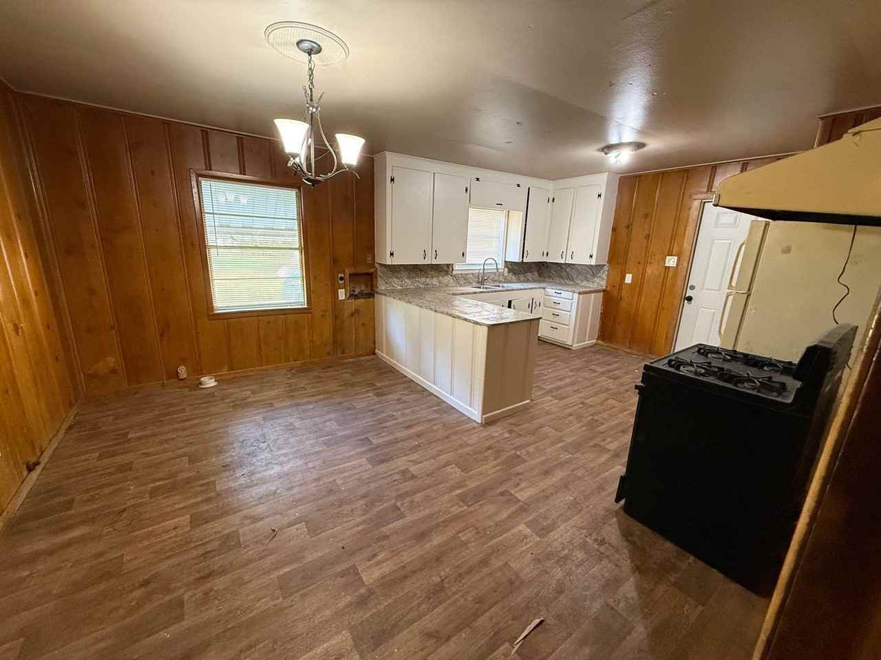 103 Mumford Dr - Photo 3 of 20