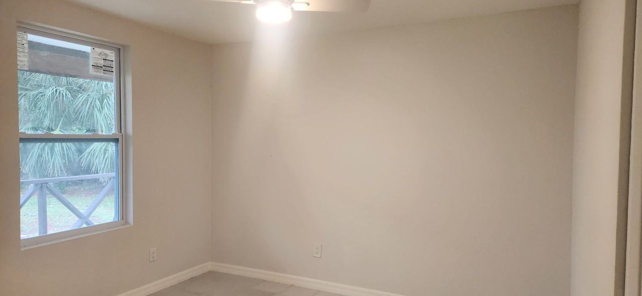 5797 Spruce Creek Rd - Photo 4 of 8