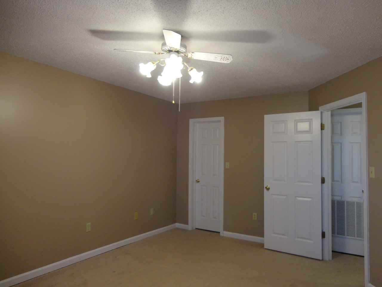 1210 S Rachaels Cir - Photo 6 of 22