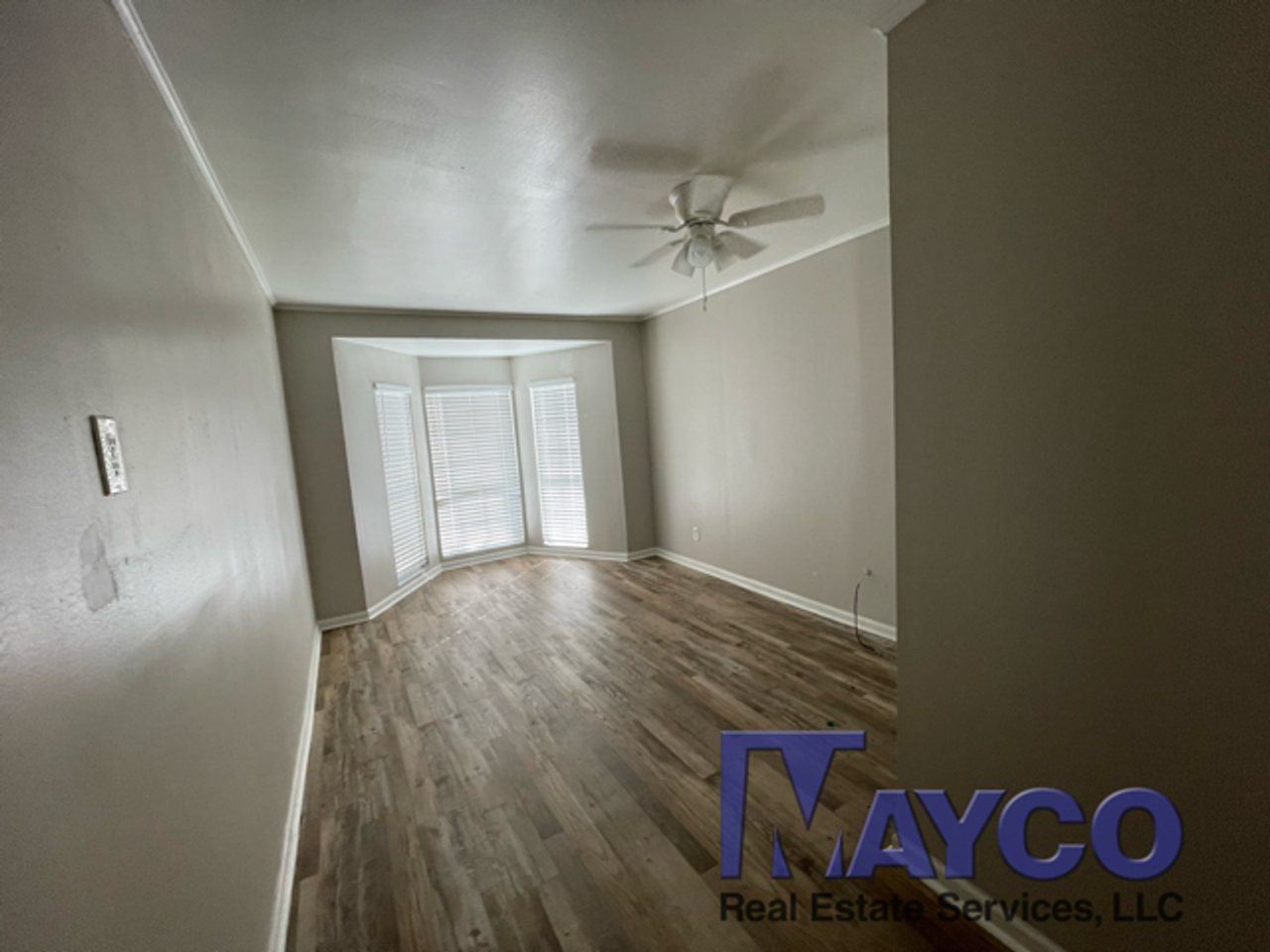 152 E Prospect St - Photo 5 of 18