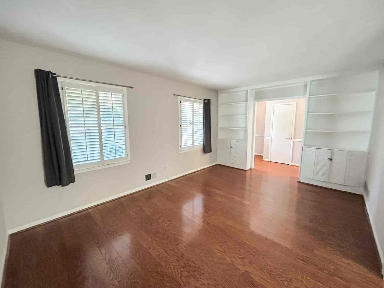 1330 Woodhill Dr - Photo 6 of 34
