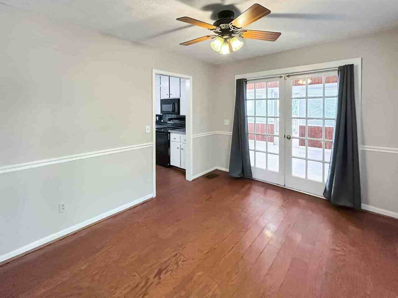 1330 Woodhill Dr - Photo 7 of 34