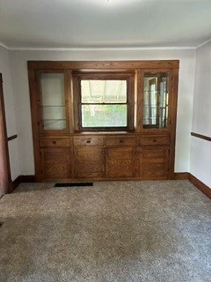 120 E Foster Pkwy - Photo 2 of 9