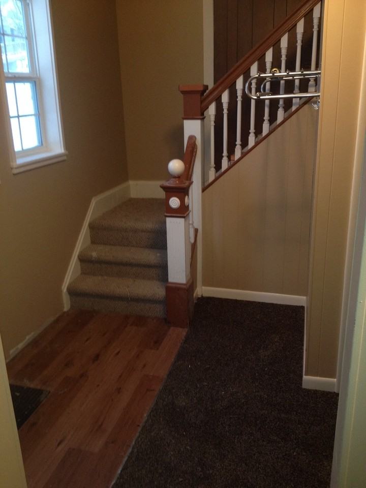 905 Hill St - Photo 4 of 22