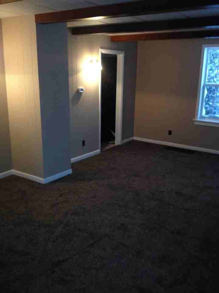 905 Hill St - Photo 6 of 22