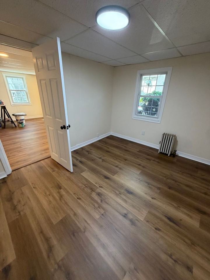 117 S Webster Ave - Photo 5 of 13