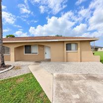 122/124 CULTURAL PARK BLVD S - Photo 1 of 1