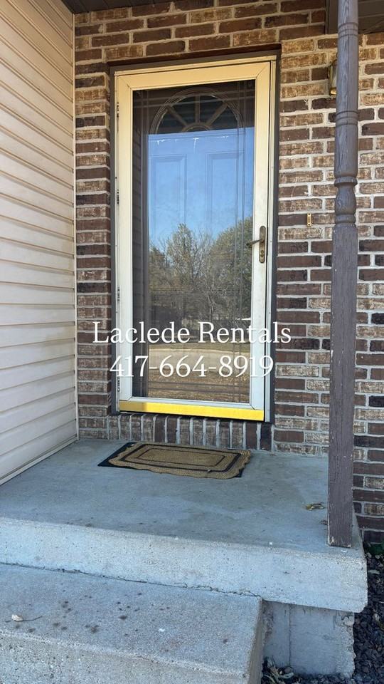 1301 Woodhill Dr - Photo 2 of 15