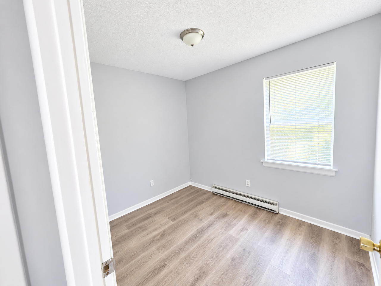 336 Atlantic Ave - Photo 4 of 10