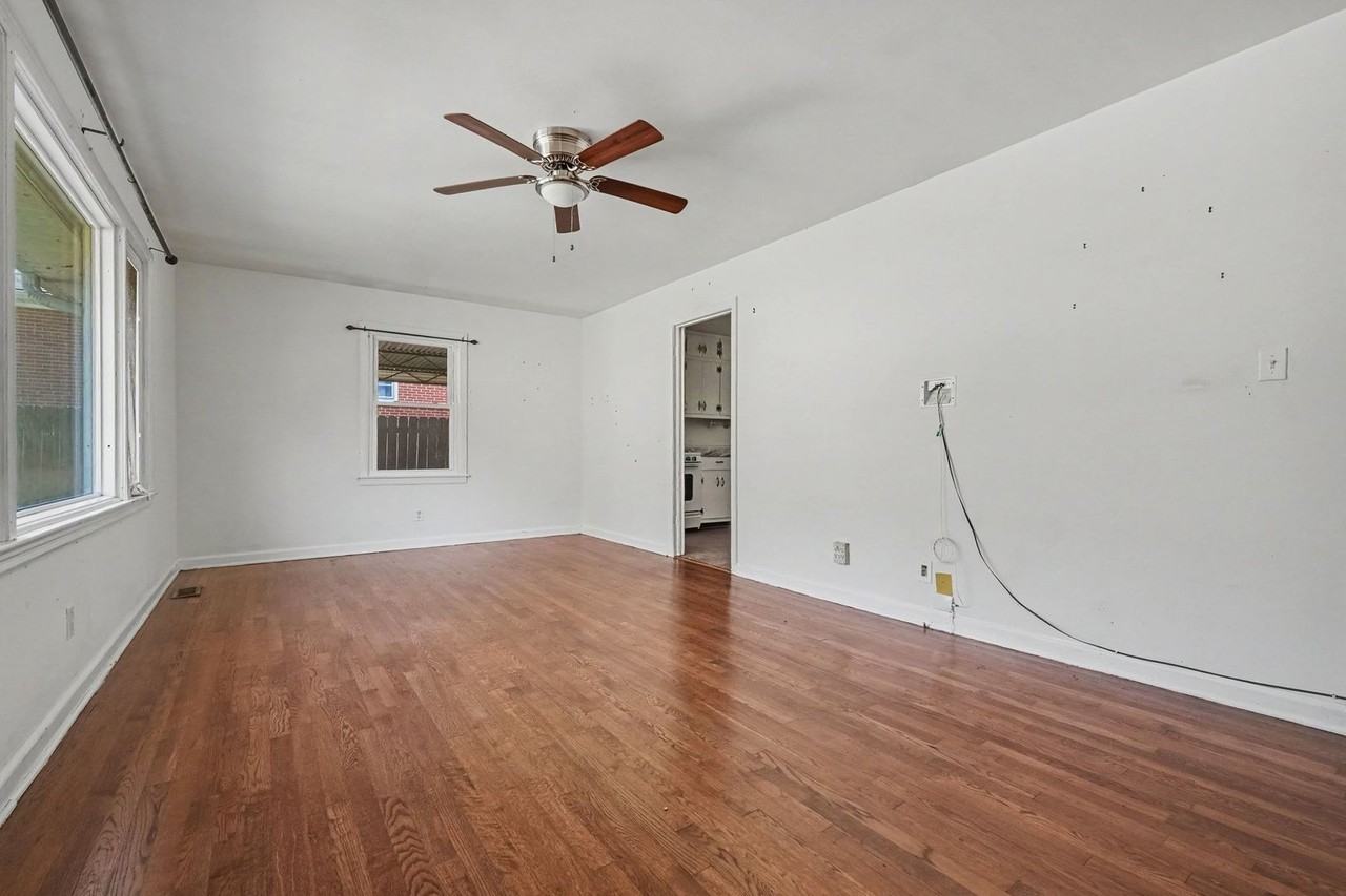 866 Daniell Dr Se - Photo 6 of 17
