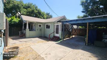 featured image of 421 W De La Guerra St