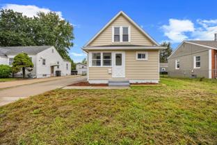 2905 E Walnut St - Photo 1 of 1
