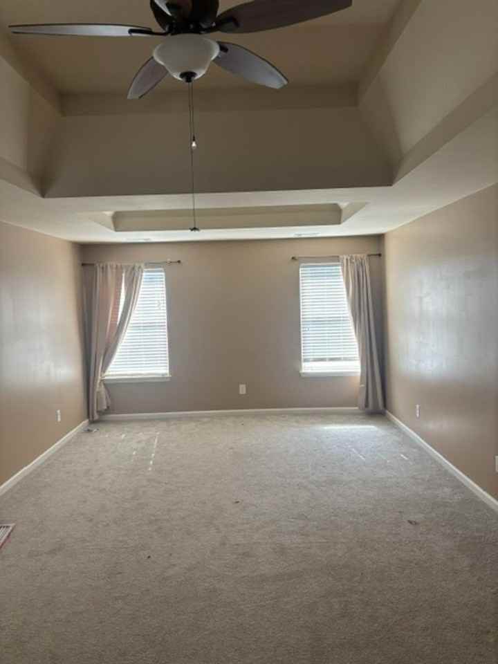 3006 Margot Ln - Photo 4 of 12