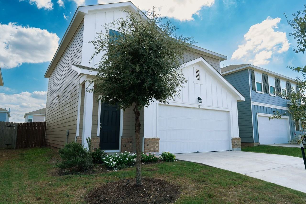 243 Waterbuck Loop - Photo 3 of 18