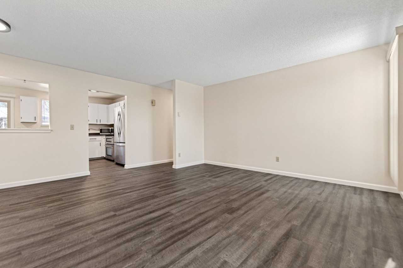 16708 E Alabama Pl - Photo 6 of 34