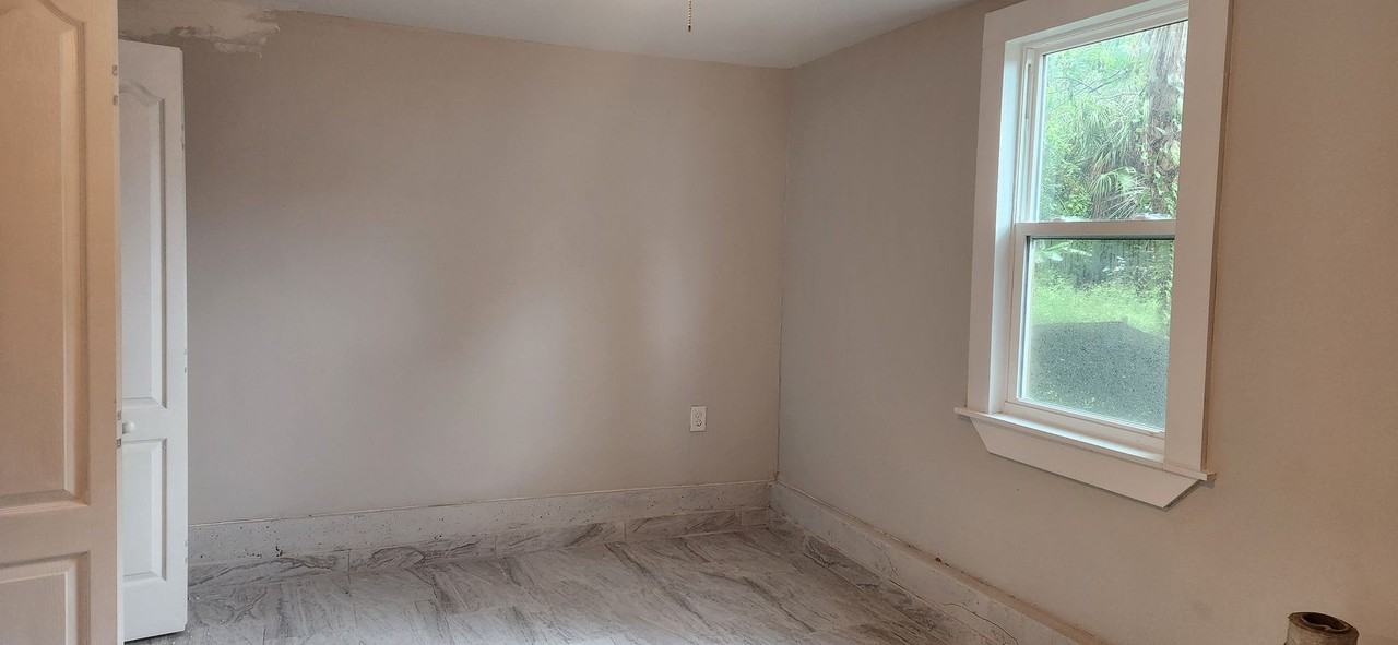 552 Live Oak Ave - Photo 6 of 7