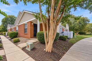 1404 Westgate Cir - Photo 1 of 1