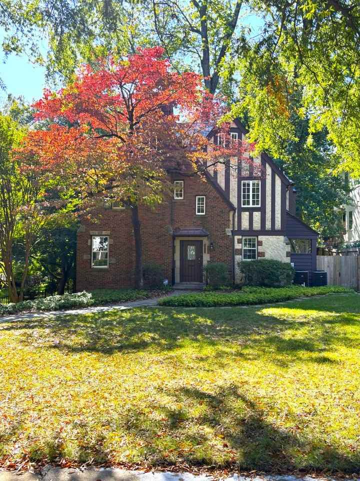 4520 Hawthorne St Nw ##Nw - Photo 2 of 23