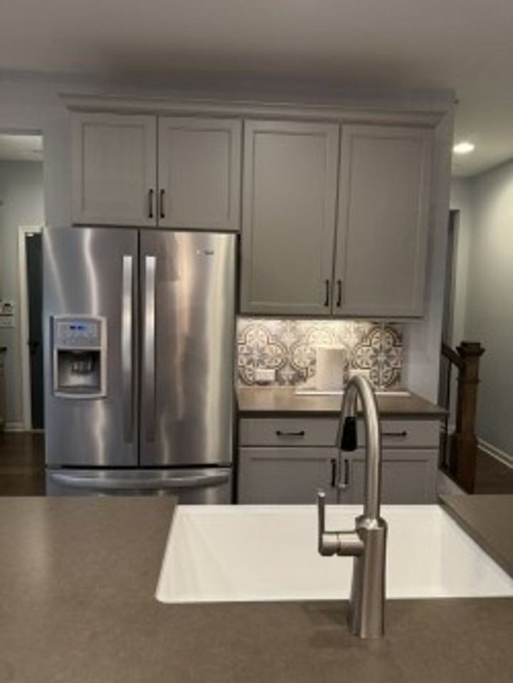 1006 Beyer Pl - Photo 4 of 34