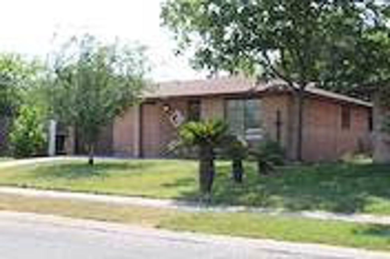 4109 Sierra St - Photo 3 of 16