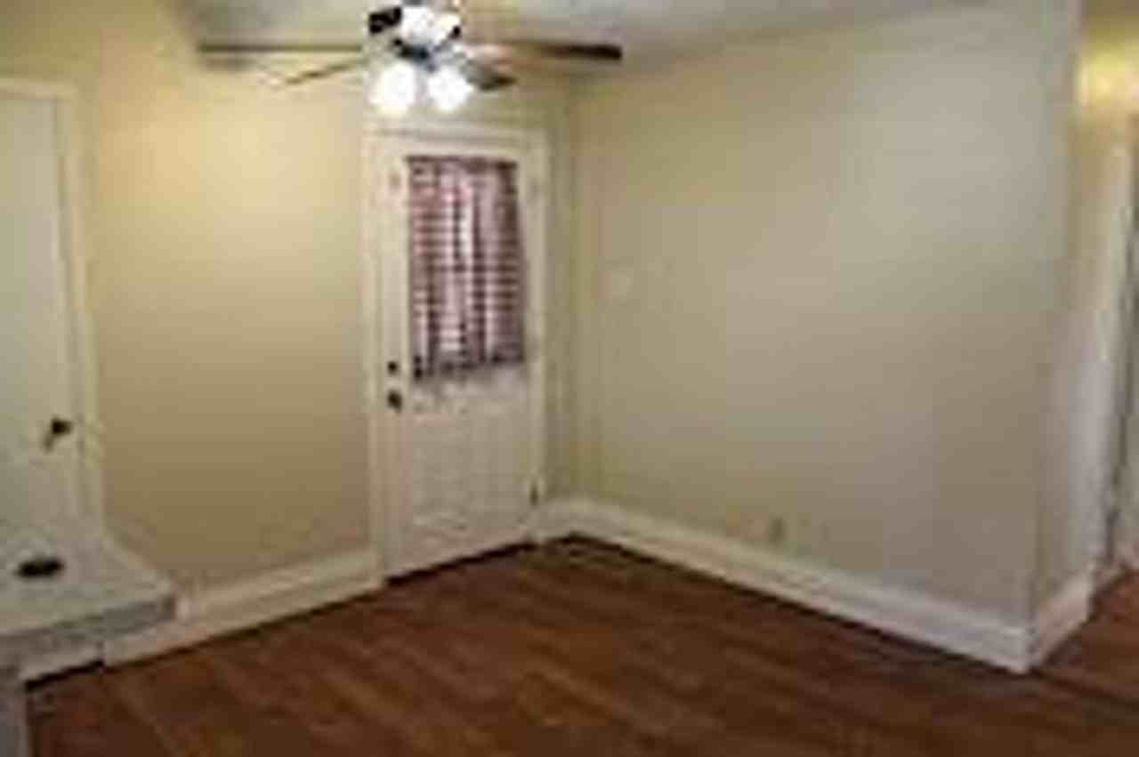 4109 Sierra St - Photo 7 of 16