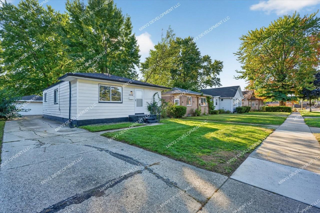 20758 Ehlert Ave - Photo 2 of 33