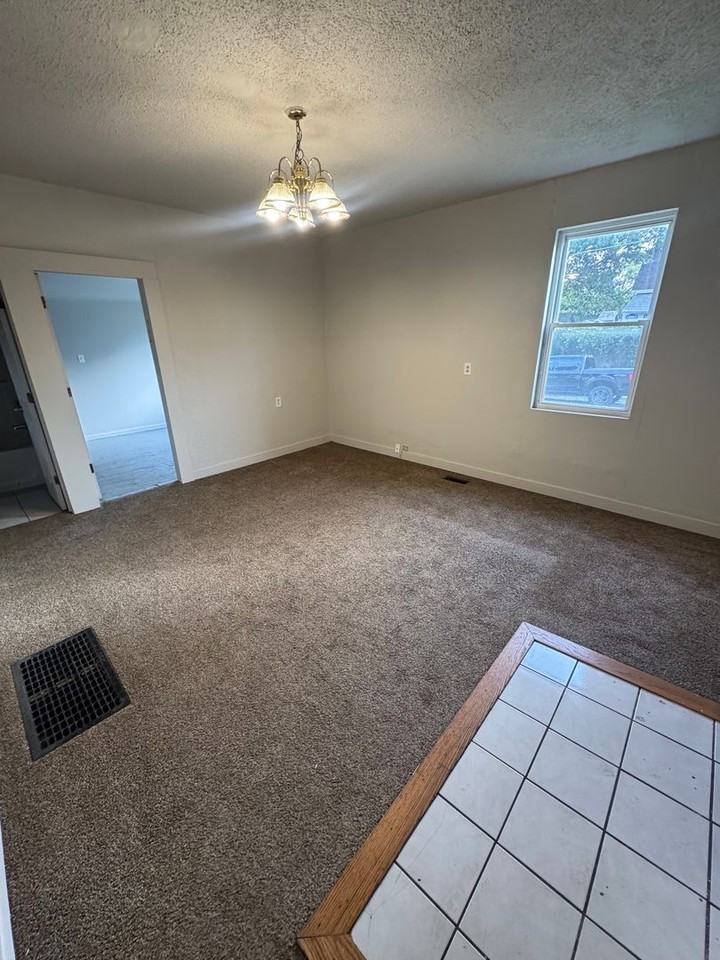 2249 New Haven Ave - Photo 2 of 10