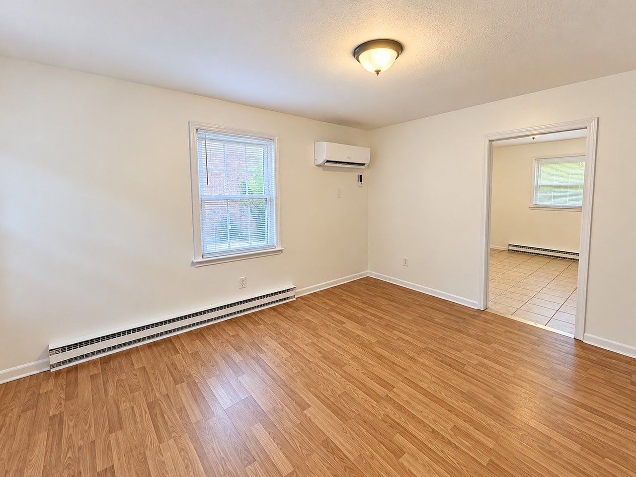 93 Montague Rd - Photo 2 of 6