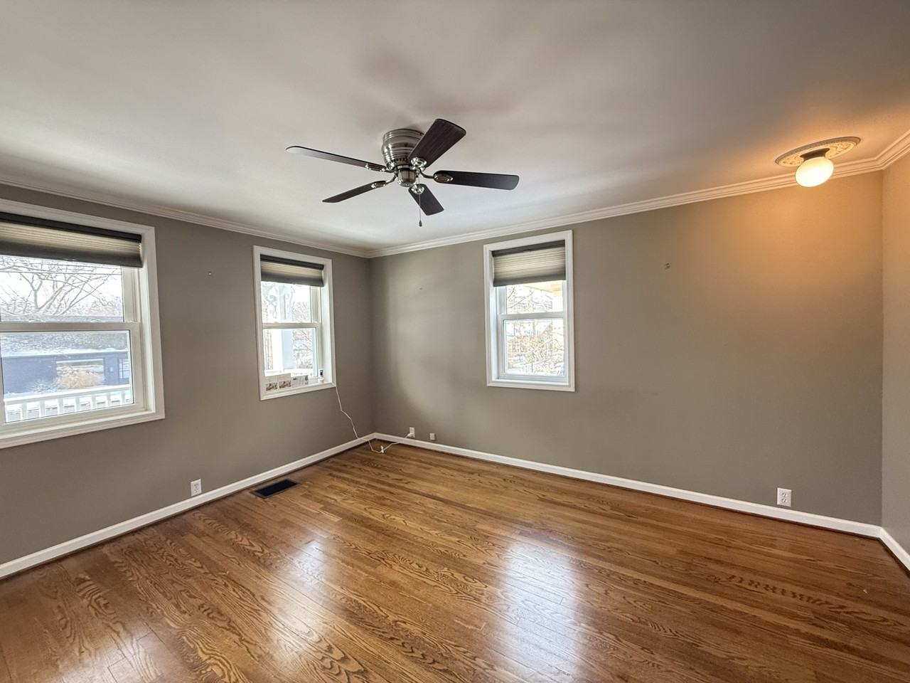 538 N Main St #1 - Photo 4 of 35