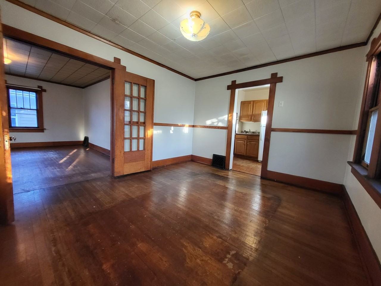 1615 Jefferson Ave - Photo 2 of 26