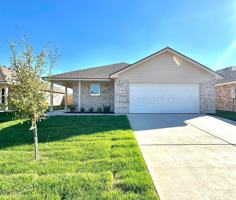 featured image of 4403 Sunset St