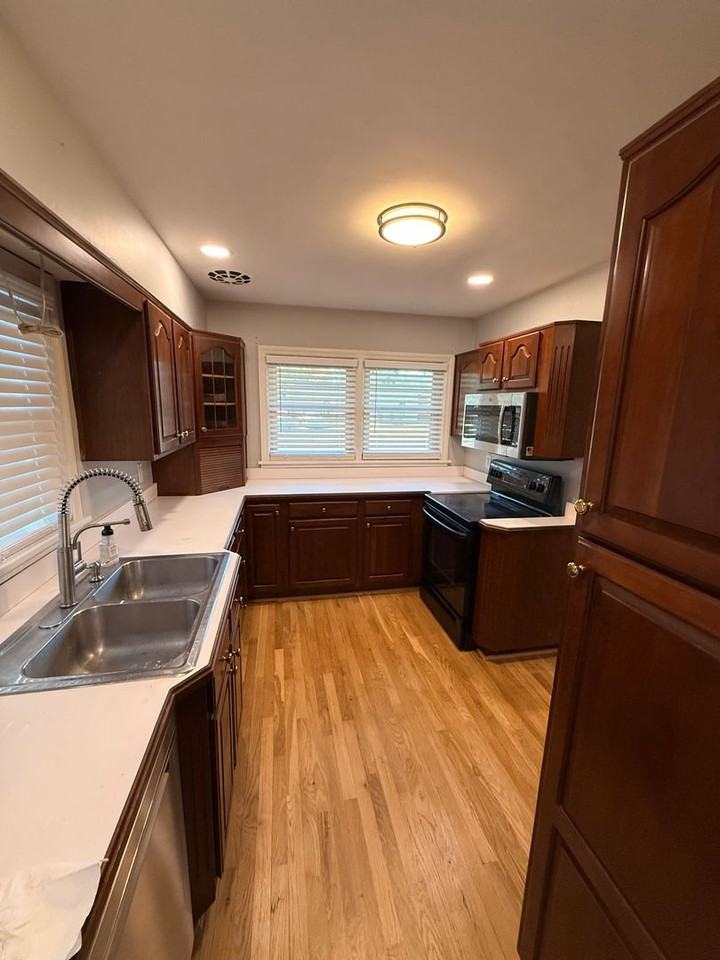 3703 Willmar Ave - Photo 5 of 13