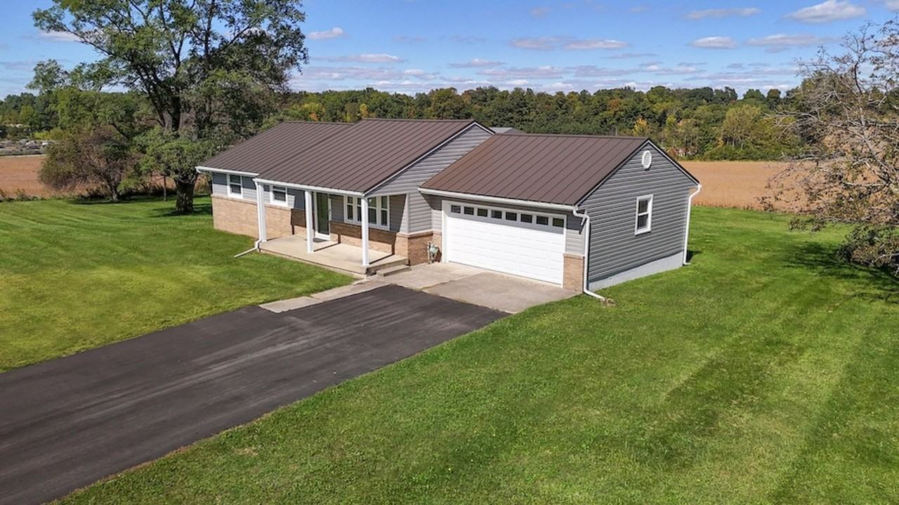 3920 Park Ave W - Photo 2 of 13
